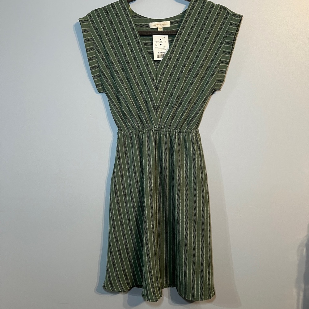 Monteau Los Angeles Green Dress